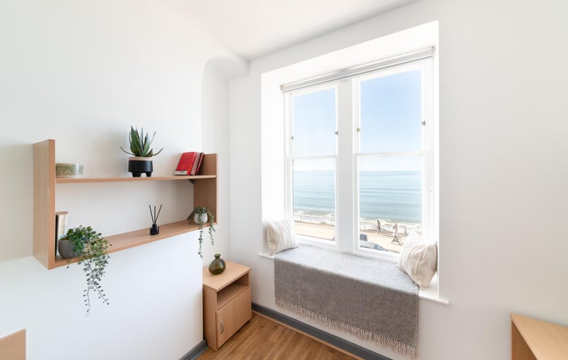 Silver Ensuite with View, Alexandra Hall, Victoria Terrace, Central, Aberystwyth - Image 1