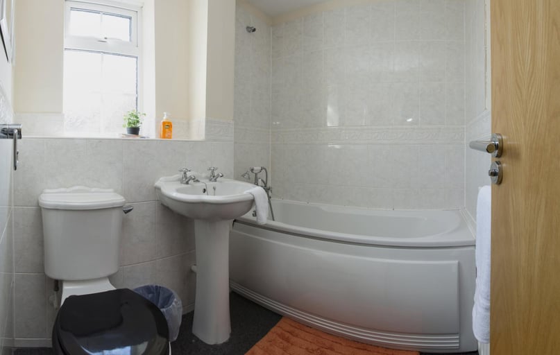 Goldfinch Close, City Centre, Loughborough - Image 1