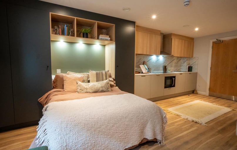 Deluxe Studio, Penthouse, Fusion Nottingham, 1 King Edward Street, City Centre, Nottingham - Image 1