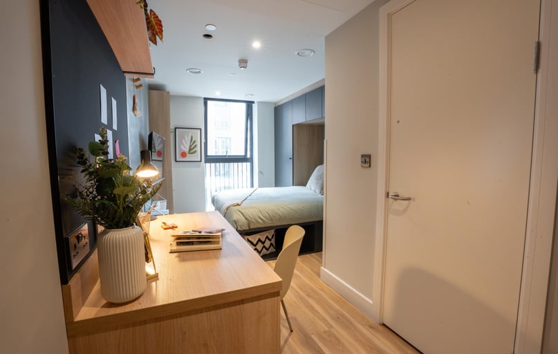 Classic Ensuite, Standard Floors, Fusion Brent Cross Town, 145 Claremont Road, Brent Cross, London - Image 1