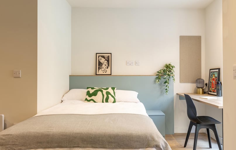 Gold Townhouse, Centre Court, Alfreton Road, Lenton, Nottingham - Image 1