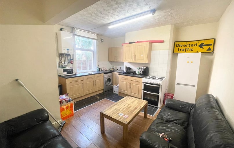 Annesley Grove, Arboretum, Nottingham - Image 1