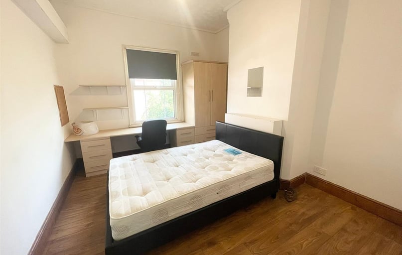 Annesley Grove, Arboretum, Nottingham - Image 1