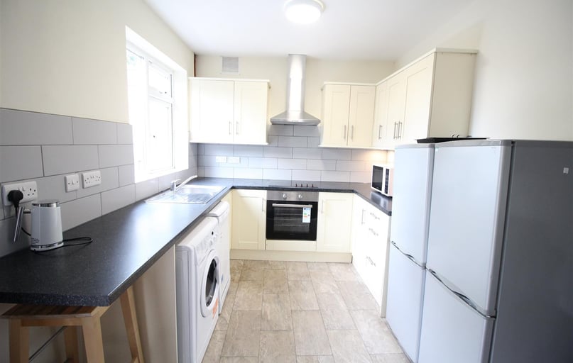 Welby Avenue, Lenton, Nottingham - Image 1