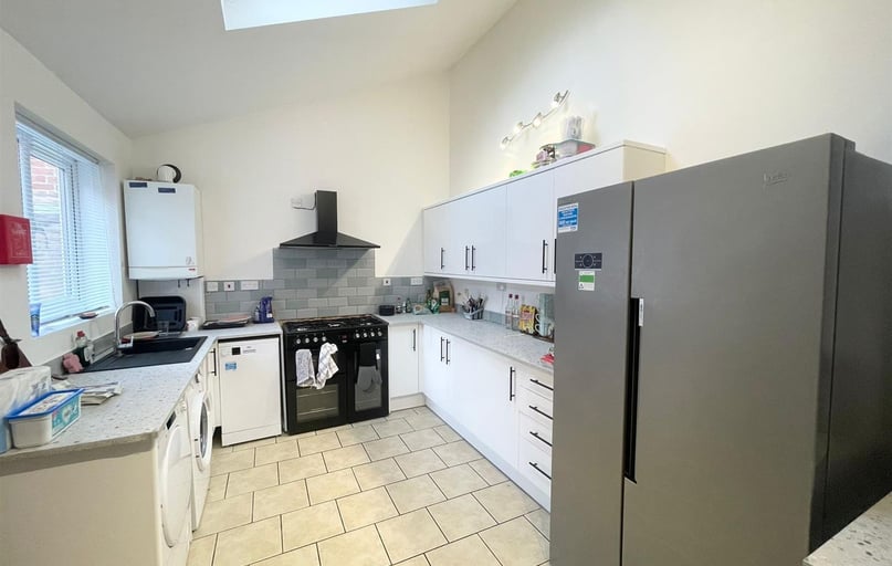 Bute Avenue, Lenton, Nottingham - Image 1