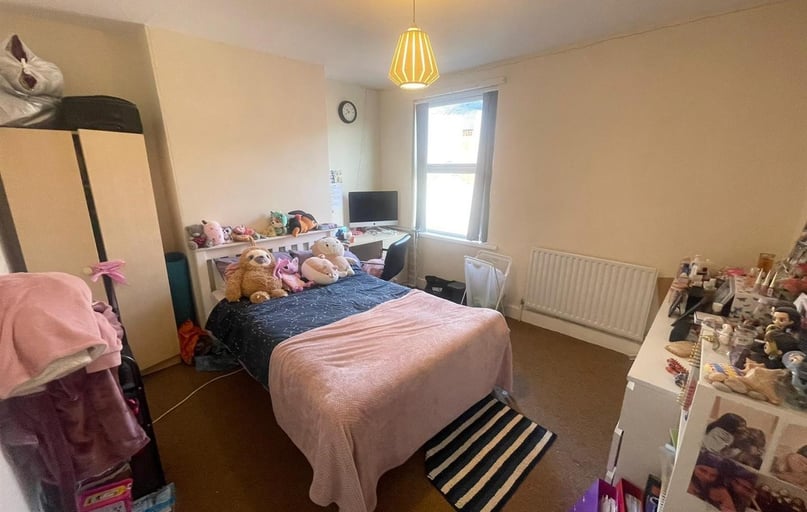 Midland Avenue, Lenton, Nottingham - Image 1