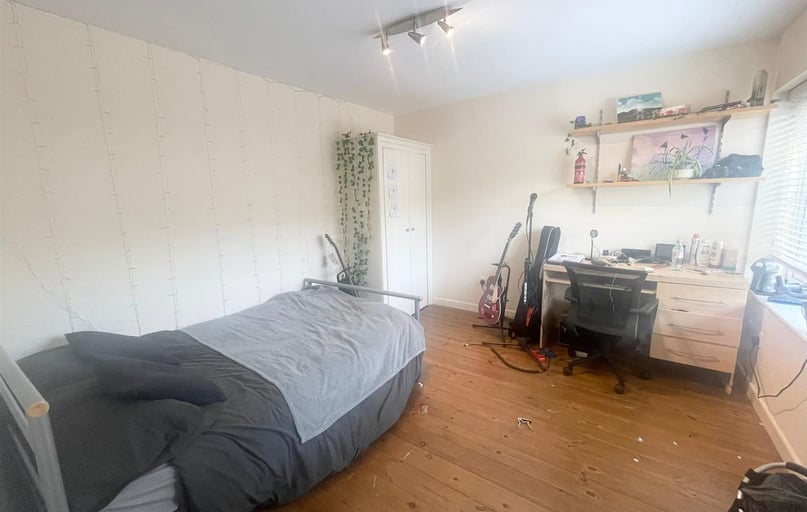 Yeomans Court, Lenton, Nottingham - Image 1