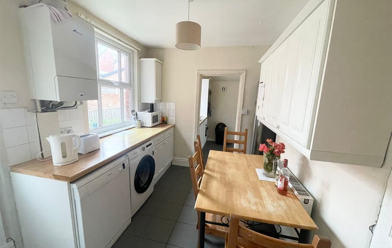 Gregory Avenue, Lenton, Nottingham - Image 1