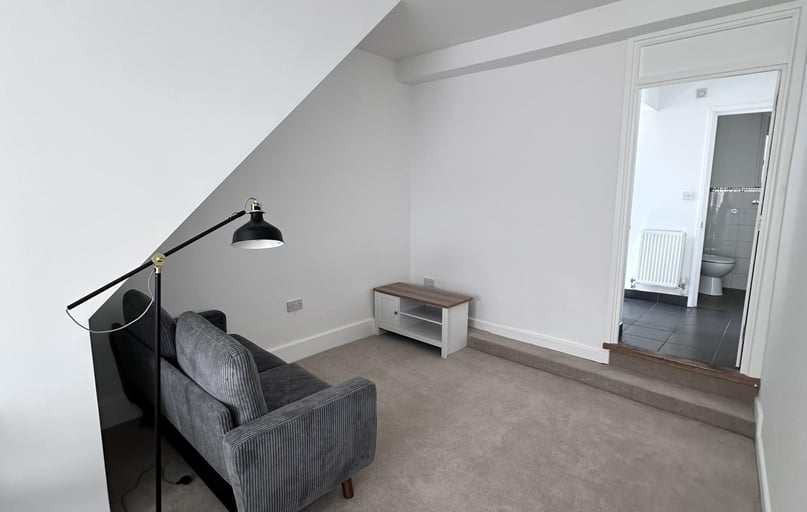 Hungerford Road, Twerton, Bath - Image 1