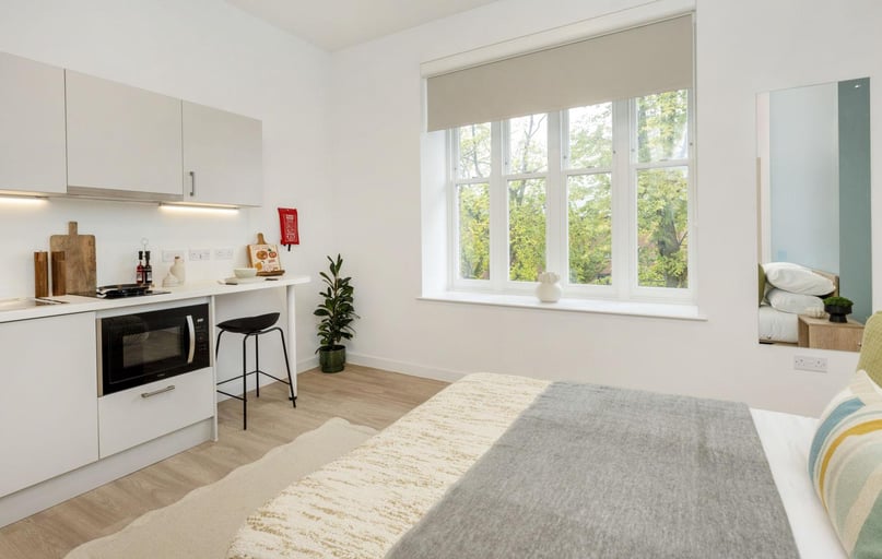 Deluxe Bay Studio, St Gabriels, Oxford Place, City Centre, Manchester - Image 1