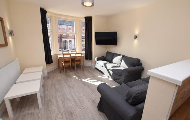 Rothesay Avenue, Radford, Nottingham - Image 1