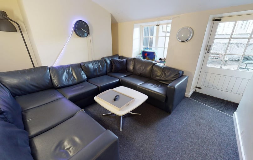 Pipe Lane, City Centre, Bristol - Image 1