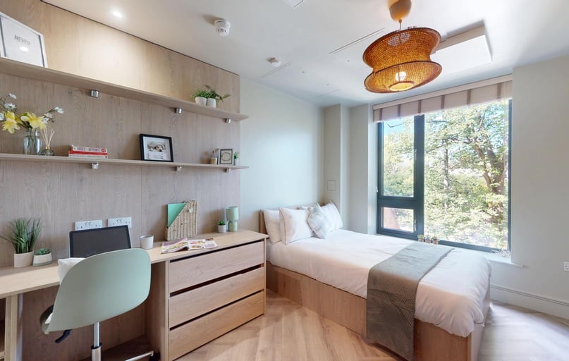 Ashby Road, City Centre, Loughborough - Image 1