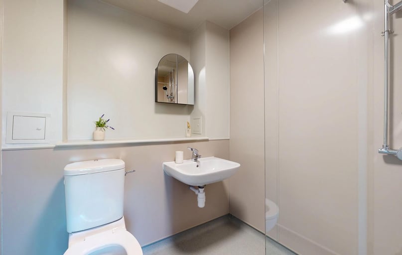 Ashby Road, City Centre, Loughborough - Image 1