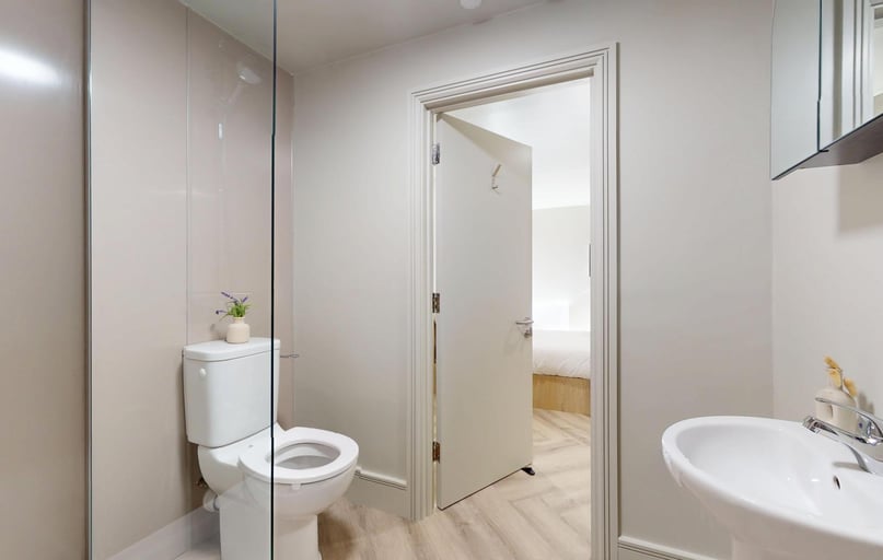 Ashby Road, City Centre, Loughborough - Image 1