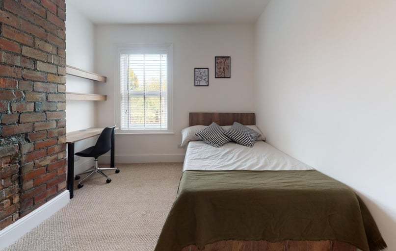 Hewson Road, West End, Lincoln - Image 1