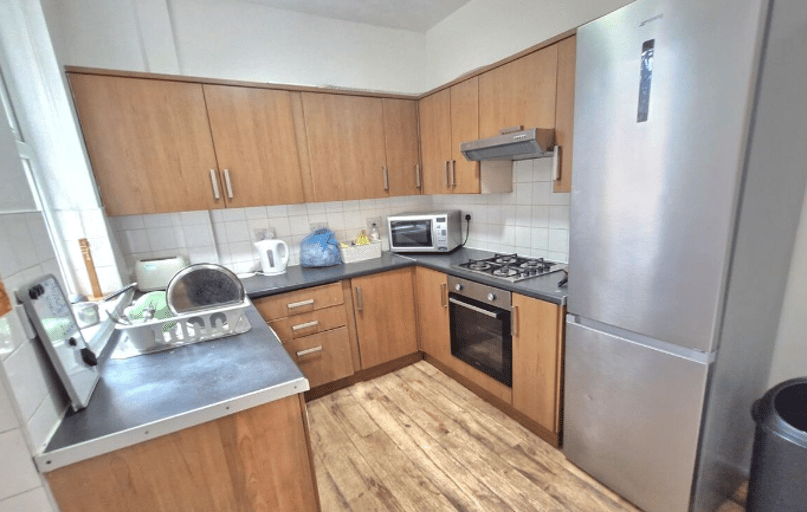 Radford Road, New Basford, Nottingham - Image 1