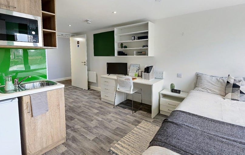 Premium Plus Studio, The Cube Greenwich, 10 Denham Street, Greenwich, London - Image 1