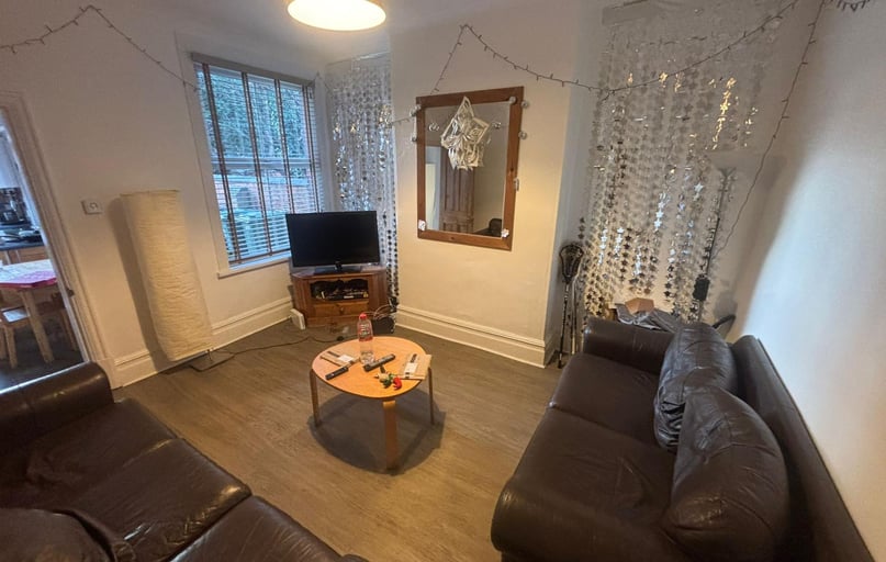 Burleigh Road, City Centre, Loughborough - Image 1