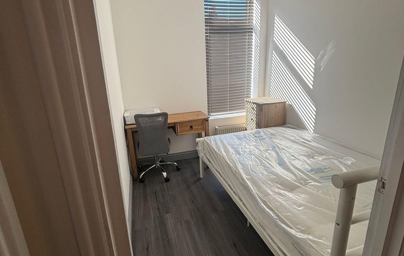 Ashby Road, City Centre, Loughborough - Image 1