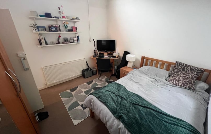 Fishpond Drive, Lace Market, Nottingham - Image 1