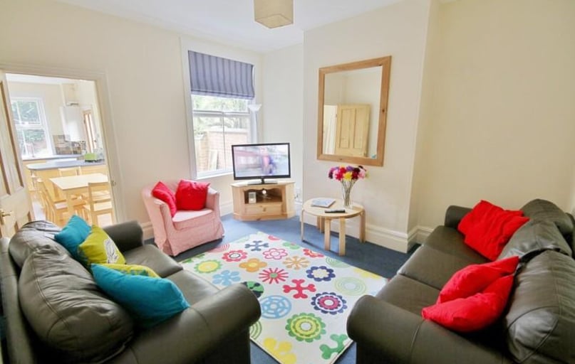 Burleigh Road, City Centre, Loughborough - Image 1