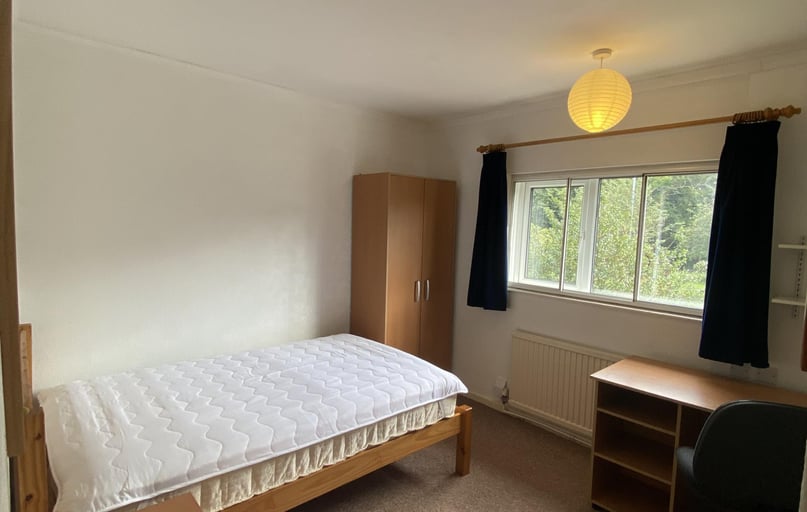 New Ashby Road, City Centre, Loughborough - Image 1