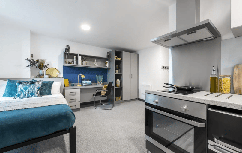Bronze Studio - Mid Floor, Compass, 1 Vauxhall Road, Selly Oak, Birmingham - Image 1
