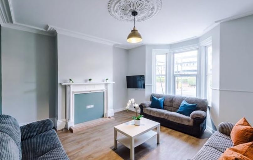 Osborne Road, Jesmond, Newcastle - Image 1