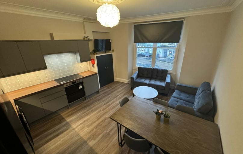 Whiteladies Road, Redland, Bristol - Image 1