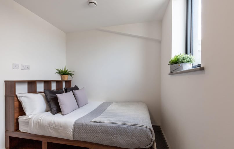 Deluxe Ensuite, The Foundry, Cavendish Street, City Centre, Leeds - Image 1