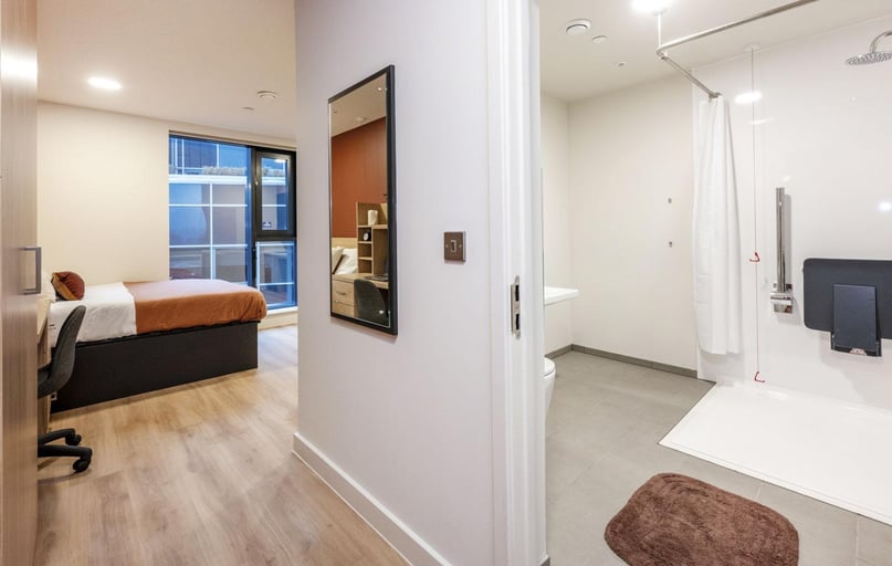 Accessible Studio, Haymarket Yards, 18 Haymarket Yards, Haymarket, Edinburgh - Image 1