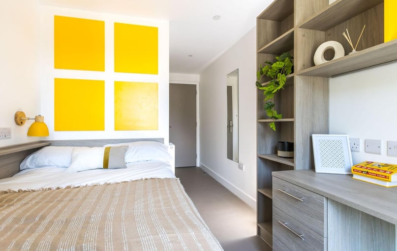 Classic Ensuite, Timber Yard, Silverthorne Lane, Near University, Bristol - Image 1