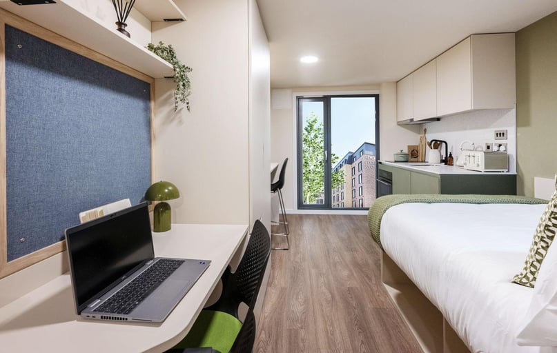 Platinum Studio, The Malt Works, Halmyre Street, Near University, Edinburgh - Image 1