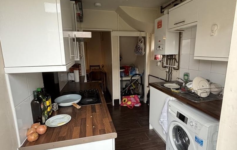 Beeston Road, Dunkirk, Nottingham - Image 1