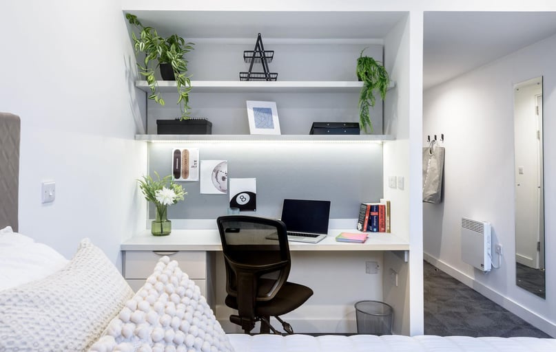 true Apartment 6-bedrooms, true Swansea, Morfa Road, City Centre, Swansea - Image 1