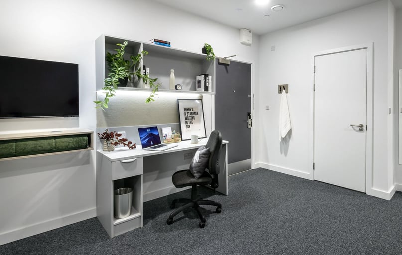 True Superior Studio, true Leicester, 3 Humberstone Road, Lee Circle, Leicester - Image 1