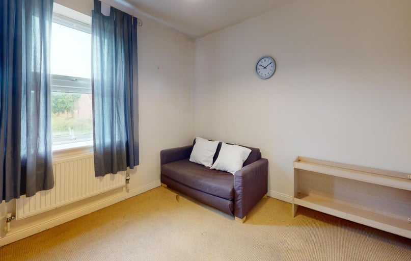 Carlton Close, City Centre, Loughborough - Image 1