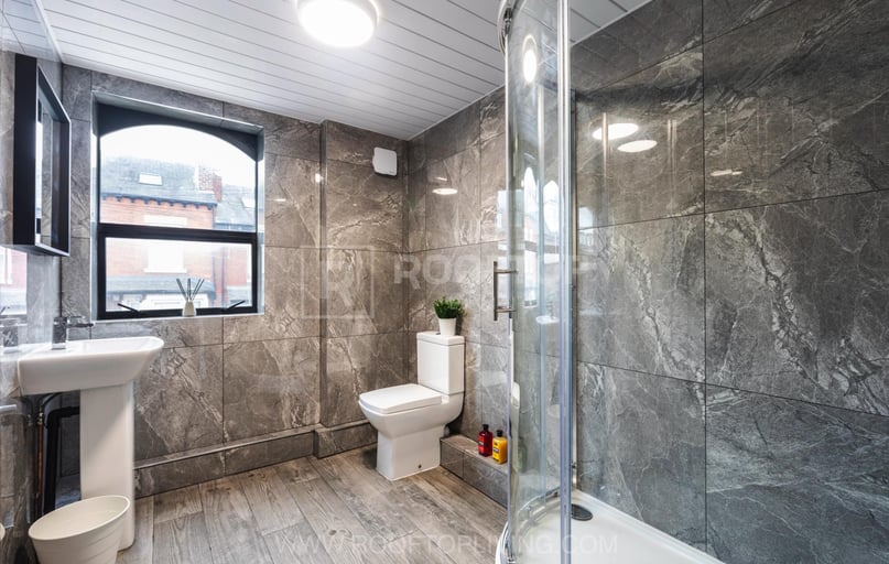 Queens Road, Hyde Park, Leeds - Image 1