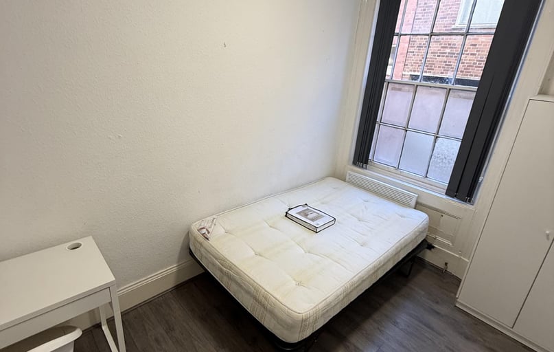 WyCliffe Street, Highfields, Leicester - Image 1