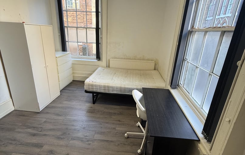 WyCliffe Street, Highfields, Leicester - Image 1