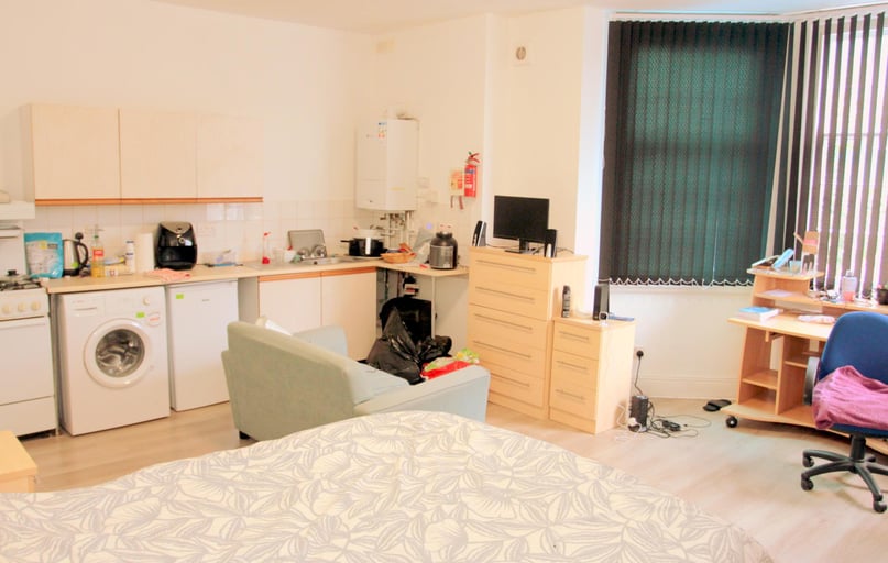 Aylestone Road, City Centre, Leicester - Image 1