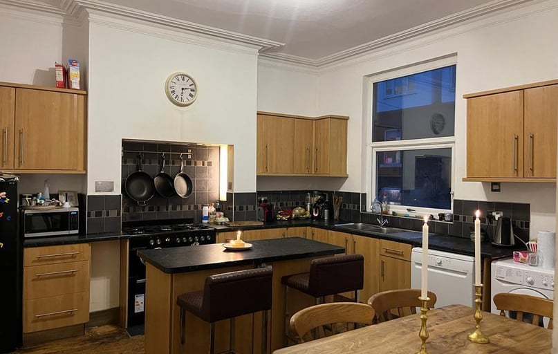 Brudenell Road, Burley, Leeds - Image 1