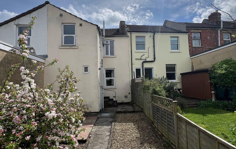 Dartmouth Avenue, Twerton, Bath - Image 1