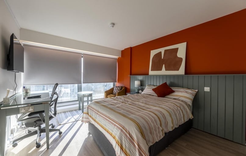 Platinum with Balcony, St Andrew Street, 31 St Andrew Street, City Centre, Aberdeen - Image 1