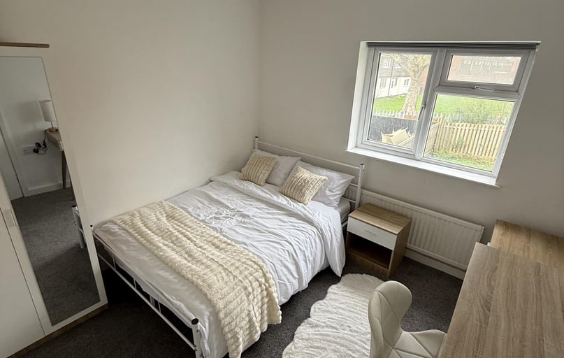 Ilkeston Road, Radford, Nottingham - Image 1