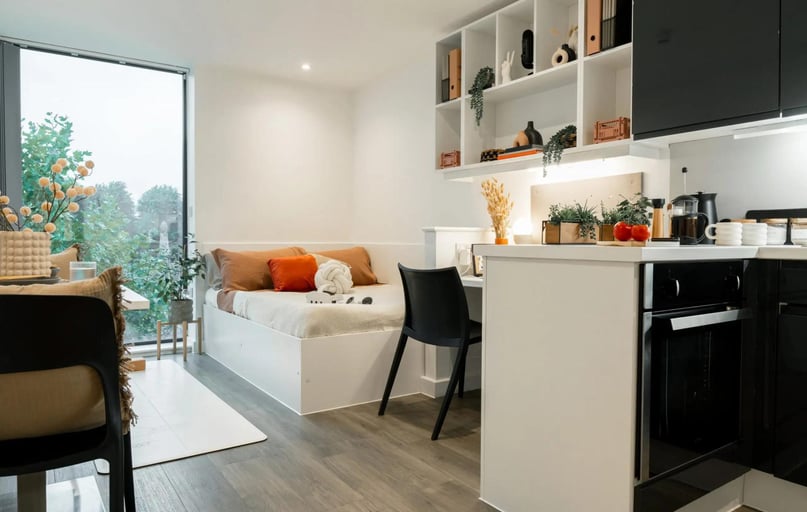 Elite Studio, Palamon Court, Rhodaus Town, City Centre, Canterbury - Image 1