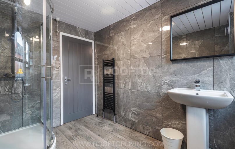 Royal Park Road, Hyde Park, Leeds - Image 1