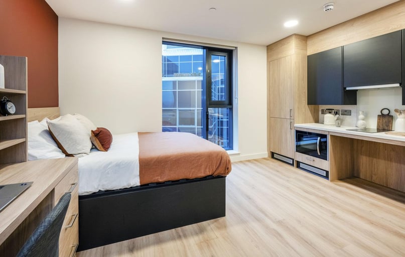 Essential Studio, Haymarket Yards, 18 Haymarket Yards, Haymarket, Edinburgh - Image 1