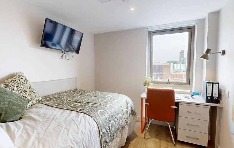 6 Bed Ensuite, COSMOS, 2 Moore Street, City Centre, Sheffield - Image 1